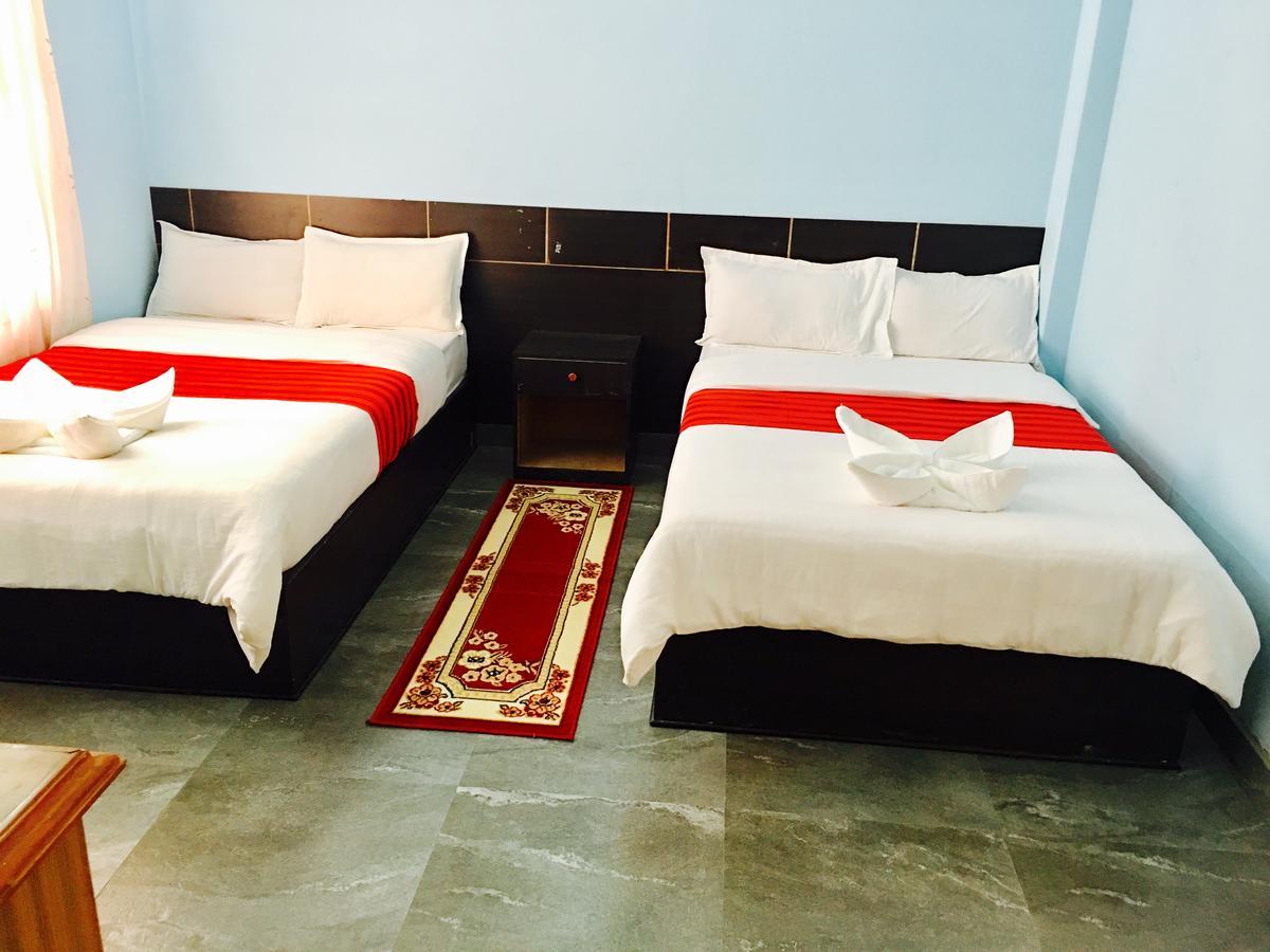 Hotel Pokhara International Экстерьер фото