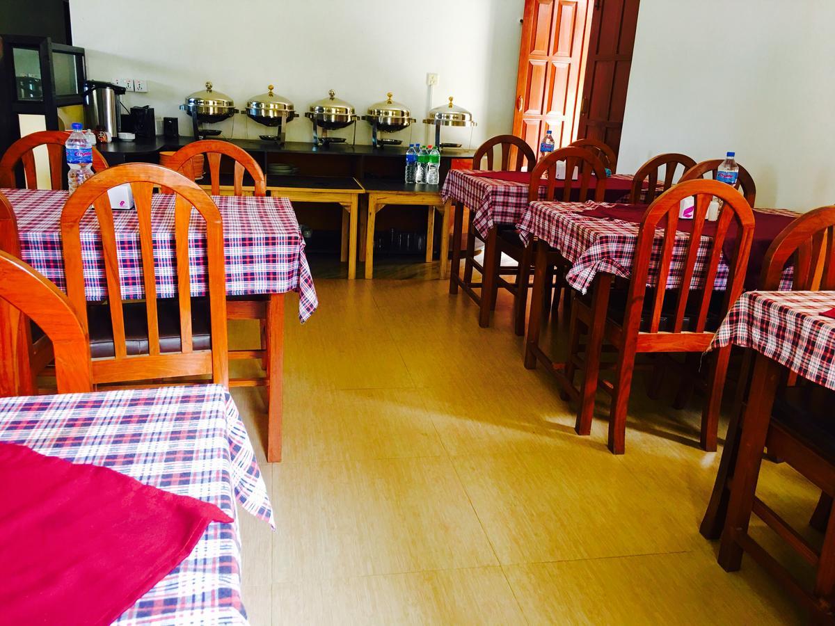 Hotel Pokhara International Экстерьер фото